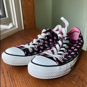 Black All Star Converse with Pink Ombré Stars